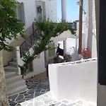 Naxion Esti - διαμονή στην παλιά χώρα της νάξου Dom wakacyjny