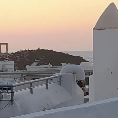 Naxion Esti - διαμονή στην παλιά χώρα της νάξου Casa de Férias